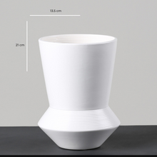 Load image into Gallery viewer, Frosted glaze art vase