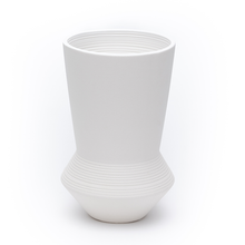 Load image into Gallery viewer, Frosted glaze art vase