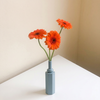 Classic lily vase