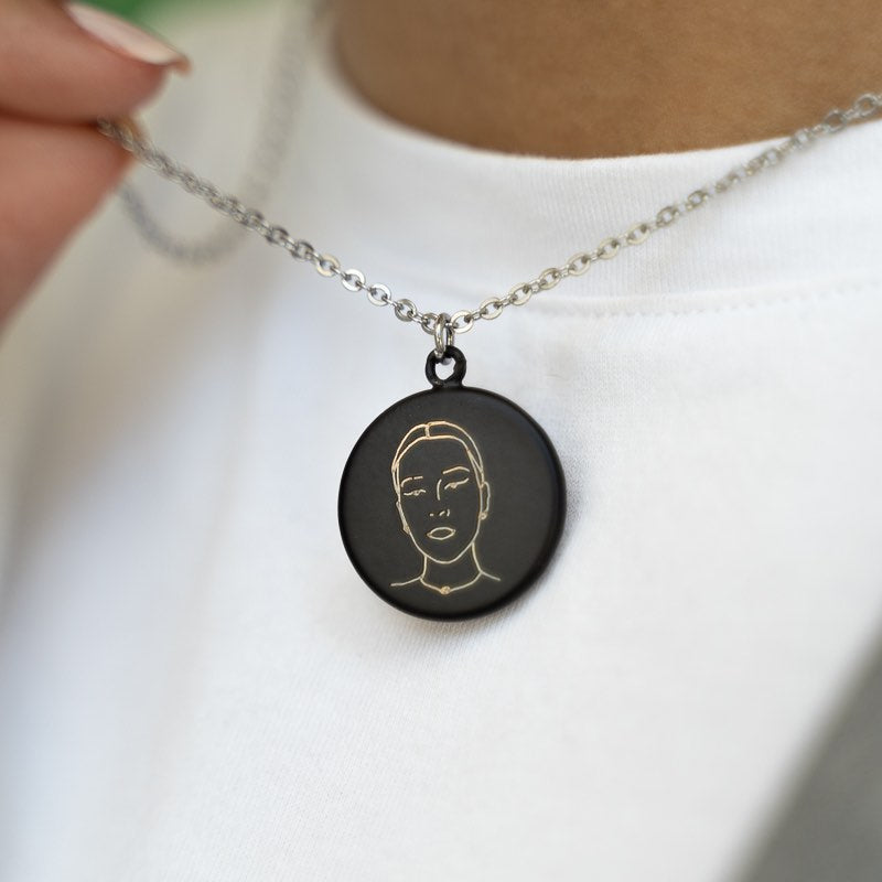 Black engraved necklace