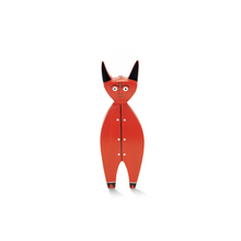 Load image into Gallery viewer, 3 Wooden Dolls